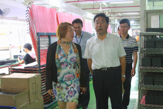 甘肃省武山县领导莅临谈球吧参观考察