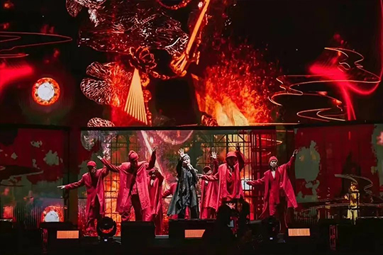 周杰伦新加坡演唱会，谈球吧大屏闪耀全场！