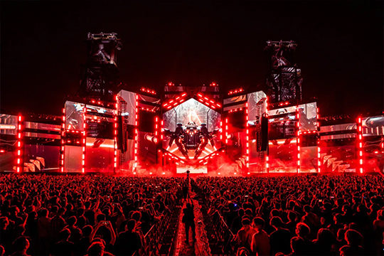 一路生花！谈球吧大屏激发文旅演艺新活力！ 